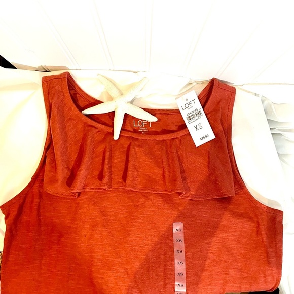 LOFT Tops - Ann Taylor Loft Sleeveless Ruffled Top, XS